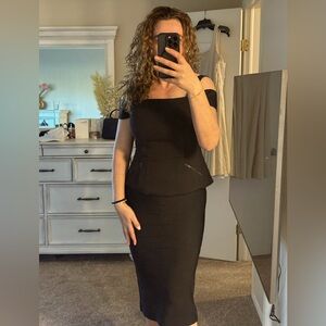 BCBGMAXAZRIA Black Emelya Cold-shoulder top Sz M